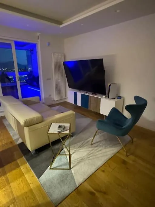 Vesuvius Terrace - Business Center Naples Apartment 0*,  Italy
